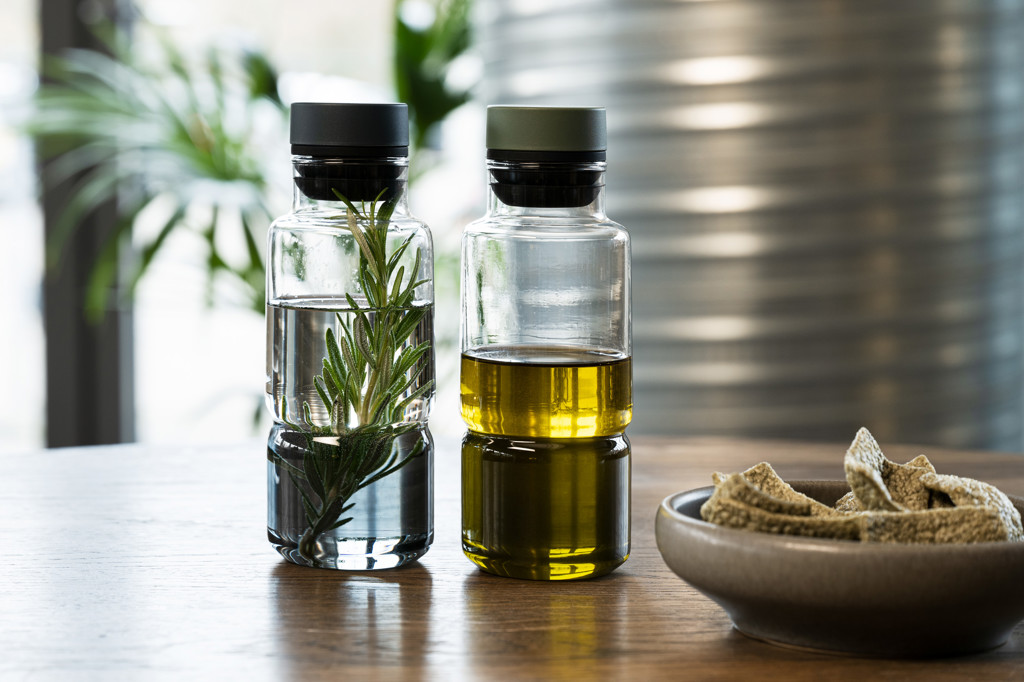 CrushGrind_Oil_Vinegar_Landscape_01.jpg Billund / Oil & vinegar / Blueberry