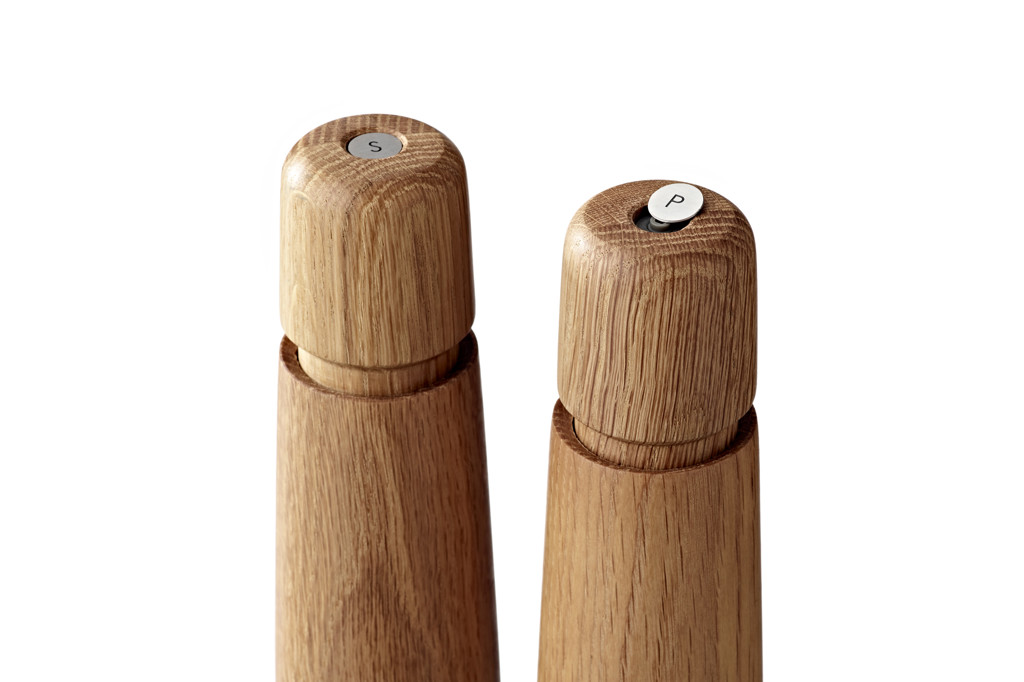 Stockholm / 2pcs. grinder set / Natural / 17cm / Oak